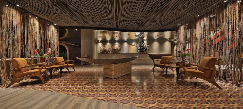 Movich Buro 51 Hotel Баранкила Екстериор снимка The lobby of the hotel
