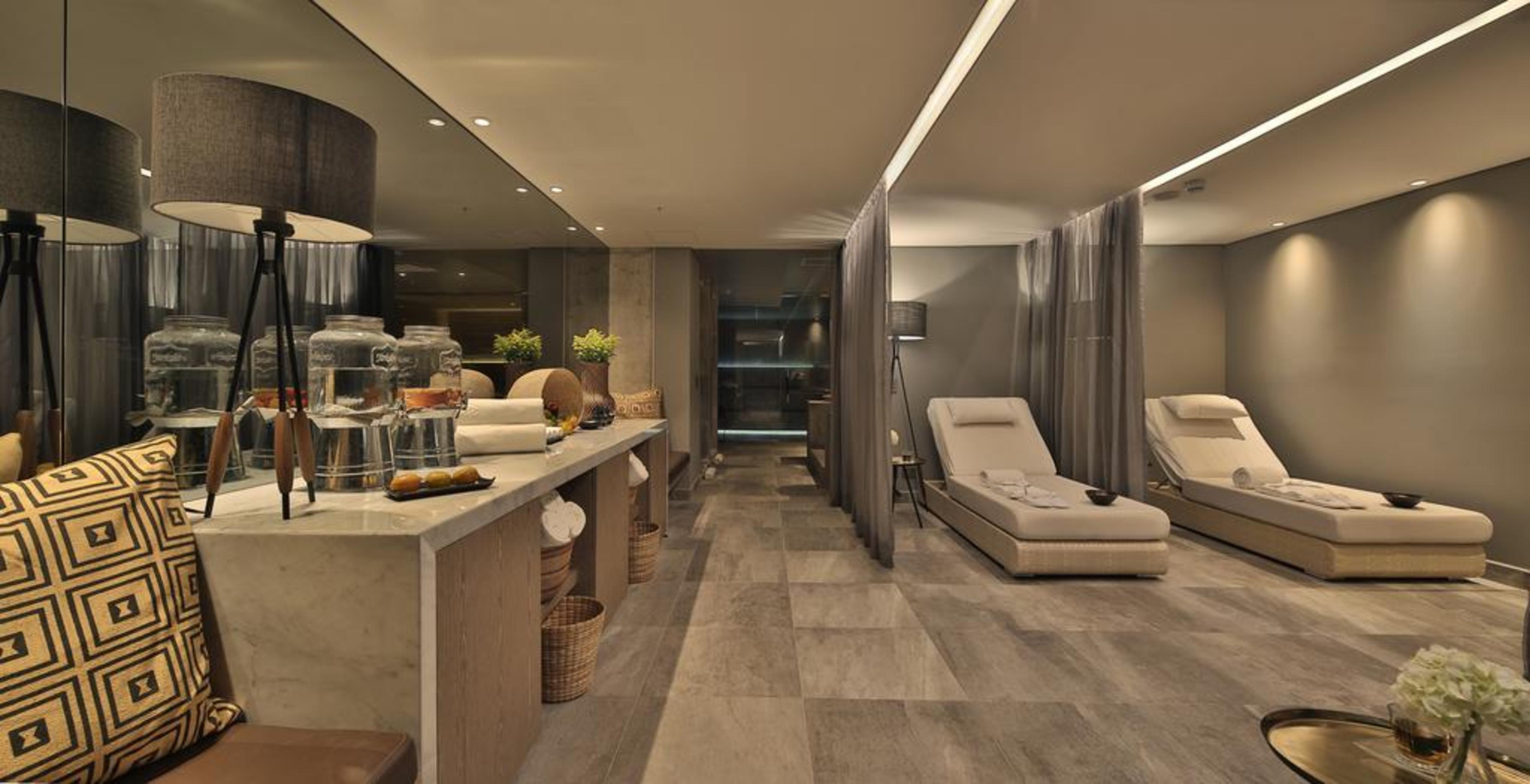 Movich Buro 51 Hotel Баранкила Екстериор снимка Spa at The Westin