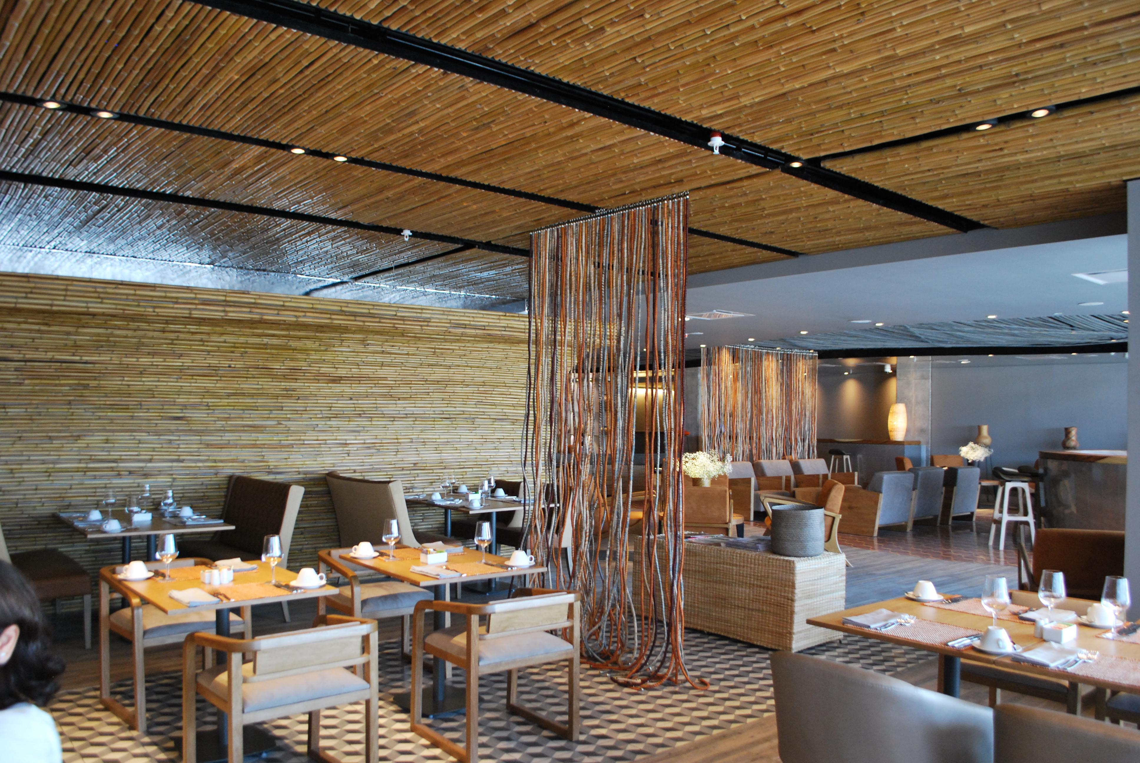 Movich Buro 51 Hotel Баранкила Екстериор снимка The interior of the restaurant