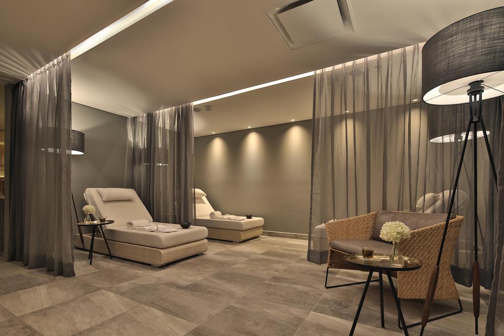 Movich Buro 51 Hotel Баранкила Екстериор снимка Spa at The Ritz-Carlton, Dubai